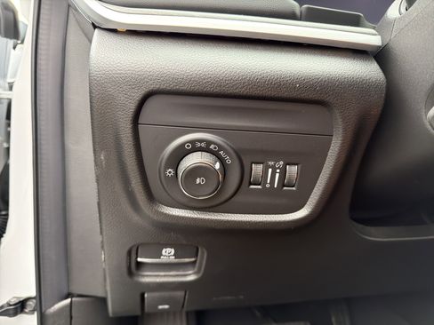 New 2026 Jeep Grand Cherokee L Limited AWD/4WD image 15