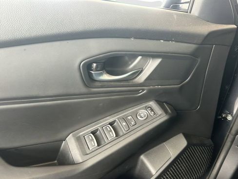 Used 2025 Honda Accord SE image 20