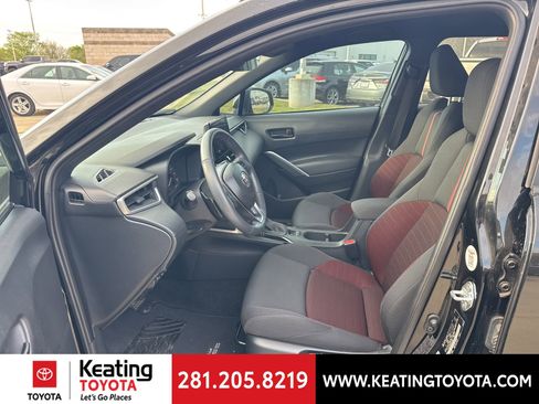 Used 2024 Toyota Corolla Cross AWD Hybrid image 15