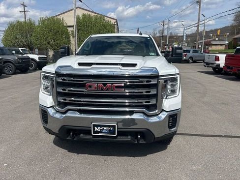 Used 2022 GMC Sierra 2500 SLE AWD/4WD image 2
