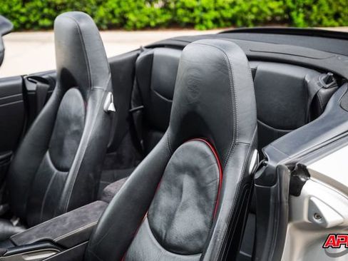 Used 2006 Porsche 911 Carrera S image 21