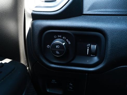 Used 2024 RAM 1500 Big Horn RWD image 15