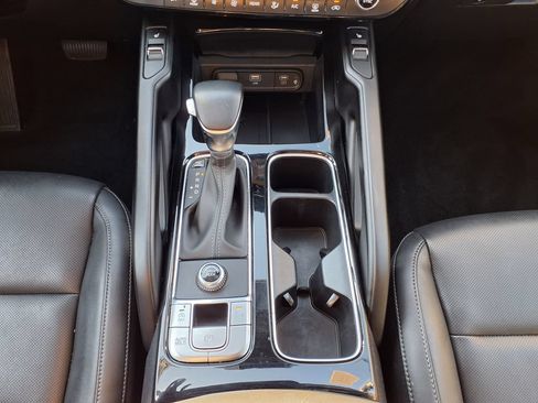 Used 2025 Kia Telluride S FWD image 36