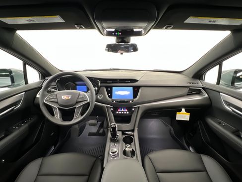 New 2026 Cadillac XT5 Luxury w/ LPO, Floor Liner Package image 10