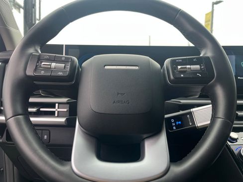 Used 2025 Hyundai Santa Fe SEL image 30