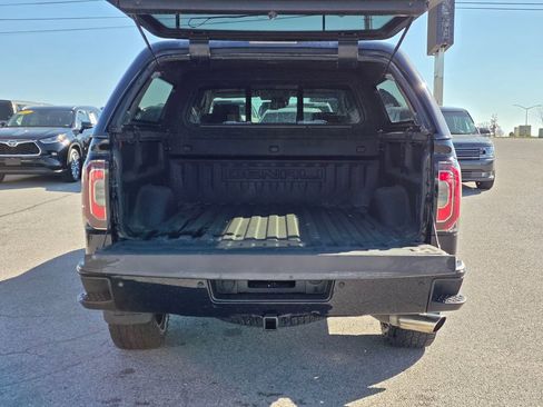 Used 2018 GMC Sierra 1500 Denali image 6