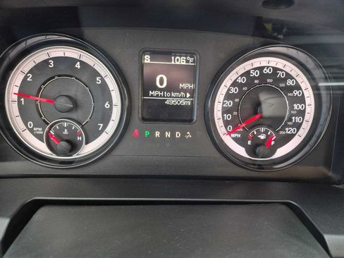 Used 2022 RAM 1500 Classic SLT w/ Protection Group AWD/4WD image 35