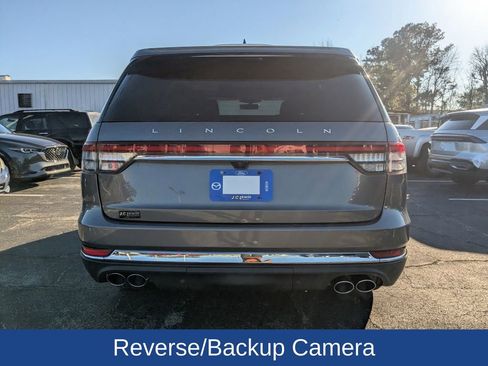 Used 2022 Lincoln Aviator AWD w/ Premium Package image 6