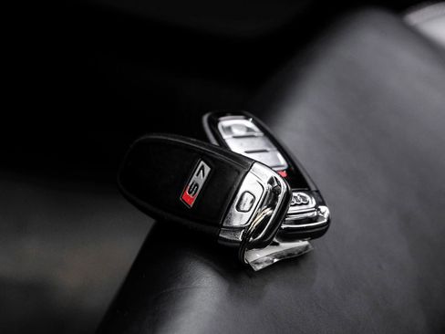 Used 2016 Audi S7 image 64