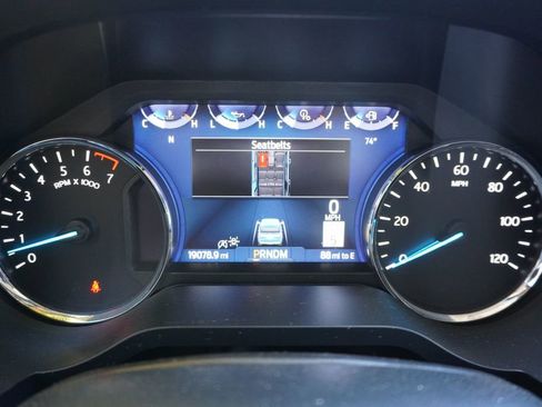 Used 2024 Ford Expedition XLT image 11