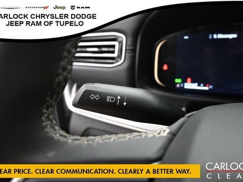 Used 2025 Jeep Wagoneer Series III w/ Premium Group I AWD/4WD image 16
