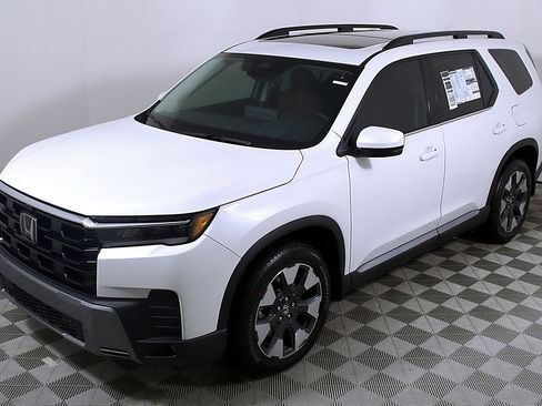 New 2026 Honda Pilot Elite image 3