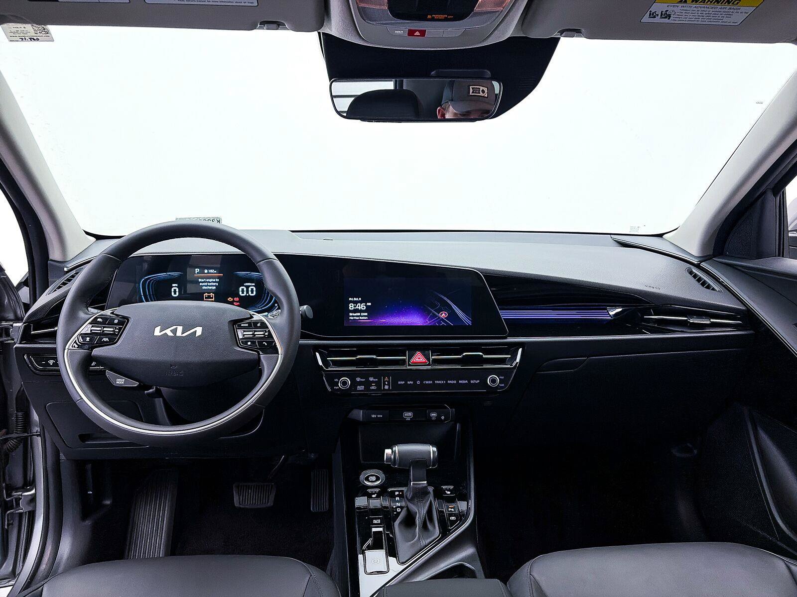 Used 2025 Kia Niro EX FWD image 22