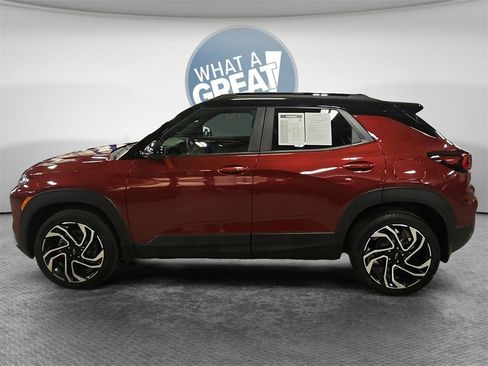 Certified 2025 Chevrolet TrailBlazer RS w/ Convenience Package image 7