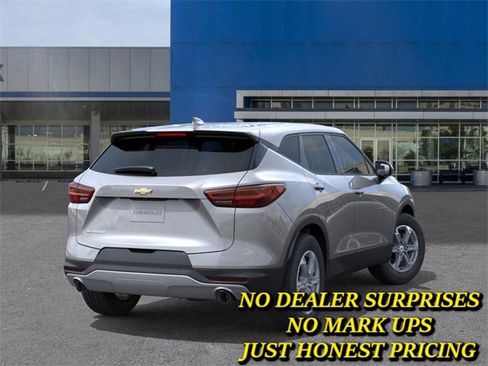 New 2026 Chevrolet Blazer LT image 4