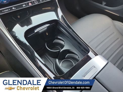 Used 2025 Mercedes-Benz GLC 300 image 26