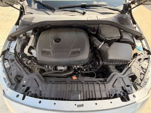 Used 2018 Volvo S60 T5 Inscription FWD image 8