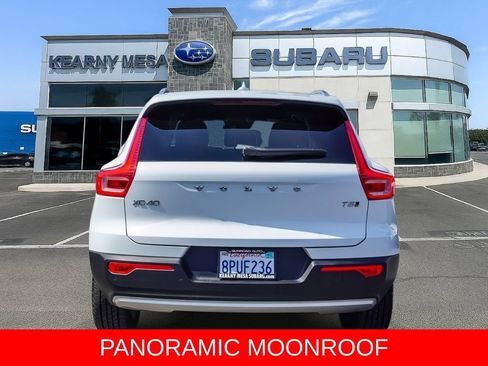 Used 2020 Volvo XC40 T5 Momentum AWD/4WD image 5