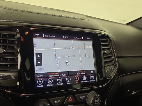 Used 2020 Jeep Grand Cherokee High Altitude image 17