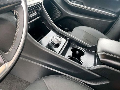 Used 2023 Jeep Grand Cherokee Laredo image 16