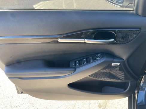 Used 2021 Kia Seltos SX image 12