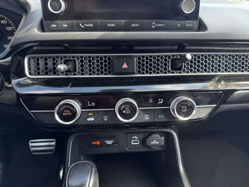 Used 2024 Honda Civic Sport image 31