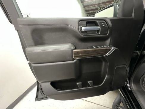 Certified 2022 Chevrolet Silverado 1500 LT Trail Boss w/ Safety Package AWD/4WD image 22