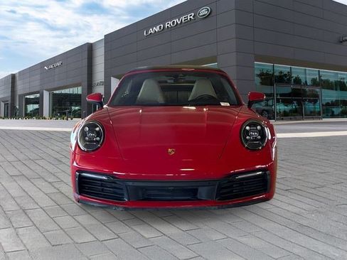 Used 2022 Porsche 911 Carrera 4 image 8
