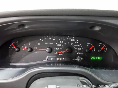 Used 2008 Ford E-350 and Econoline 350 Extended Wagon Super Duty RWD image 12