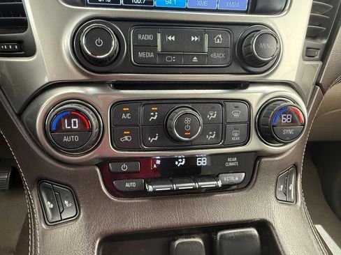 Used 2019 Chevrolet Tahoe LT RWD image 19