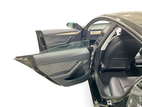 Certified 2023 Tesla Model 3 Standard Range RWD image 10