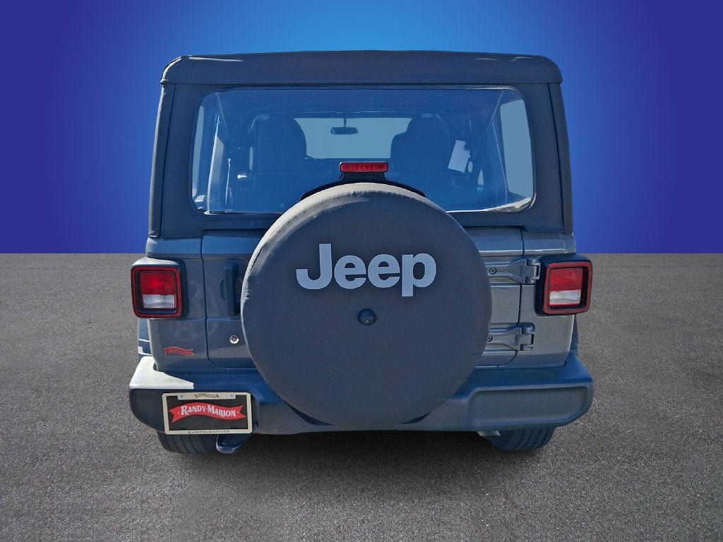 Used 2022 Jeep Wrangler Unlimited Sport AWD/4WD image 5
