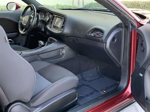 Used 2020 Dodge Challenger R/T Scat Pack w/ Driver Convenience Group image 30