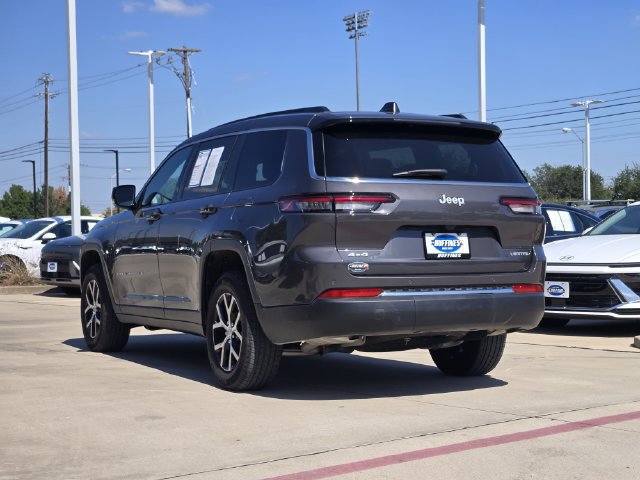 Used 2024 Jeep Grand Cherokee L Limited w/ Trailer Tow Package AWD/4WD image 3