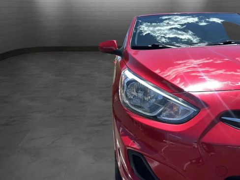 Used 2017 Hyundai Accent SE FWD image 26