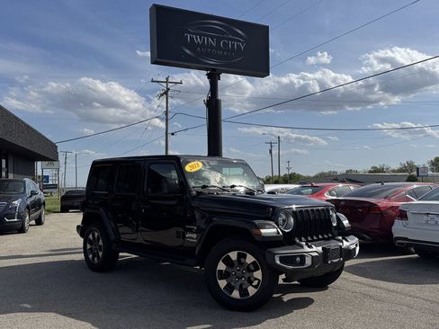 Used 2018 Jeep Wrangler Unlimited Sahara AWD/4WD image 1