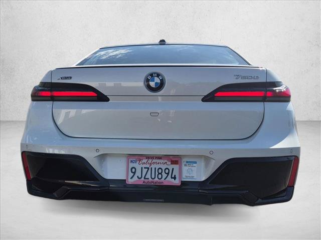 Used 2024 BMW 750e xDrive w/ Premium Package AWD/4WD image 6
