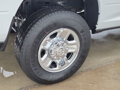 New 2026 RAM 2500 Tradesman AWD/4WD image 16