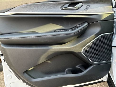 New 2026 Jeep Grand Cherokee Limited image 11