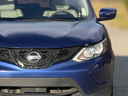 Used 2018 Nissan Rogue Sport SV image 12