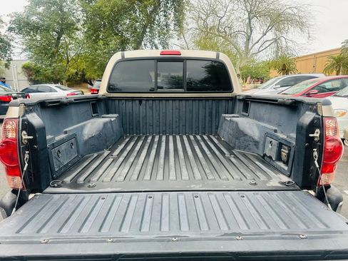 Used 2007 Toyota Tacoma PreRunner image 14