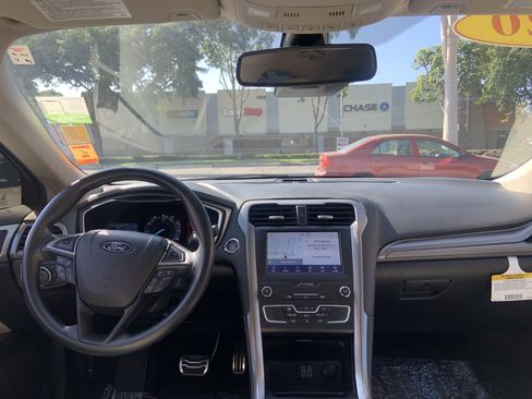Used 2020 Ford Fusion S image 12