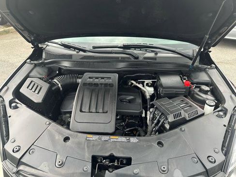 Used 2017 Chevrolet Equinox LT w/ Midnight Edition image 23