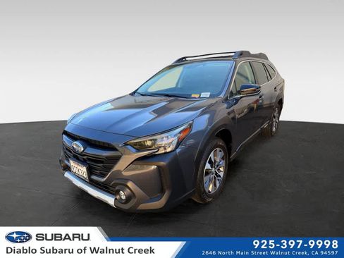 Certified 2025 Subaru Outback Limited AWD/4WD image 1