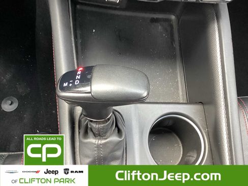 Certified 2024 Dodge Durango GT image 20