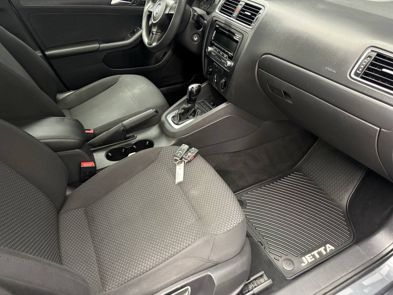 Used 2013 Volkswagen Jetta S FWD image 24