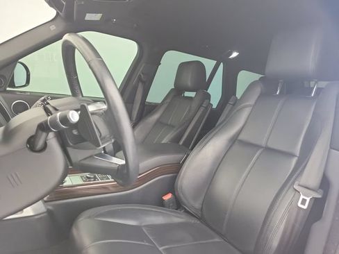 Used 2017 Land Rover Range Rover AWD/4WD image 18