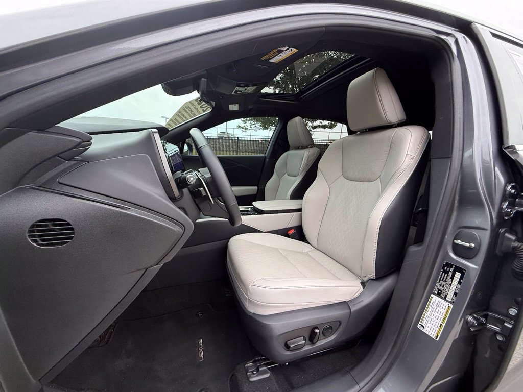 Certified 2023 Lexus RX 350 Premium Plus w/ Accessory Package (Z1) FWD image 22