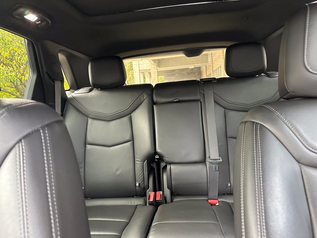 Used 2020 Cadillac XT5 Premium Luxury w/ LPO, Floor Liner Package FWD image 25