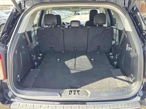 Used 2023 Ford Explorer XLT w/ Equipment Group 202A image 7